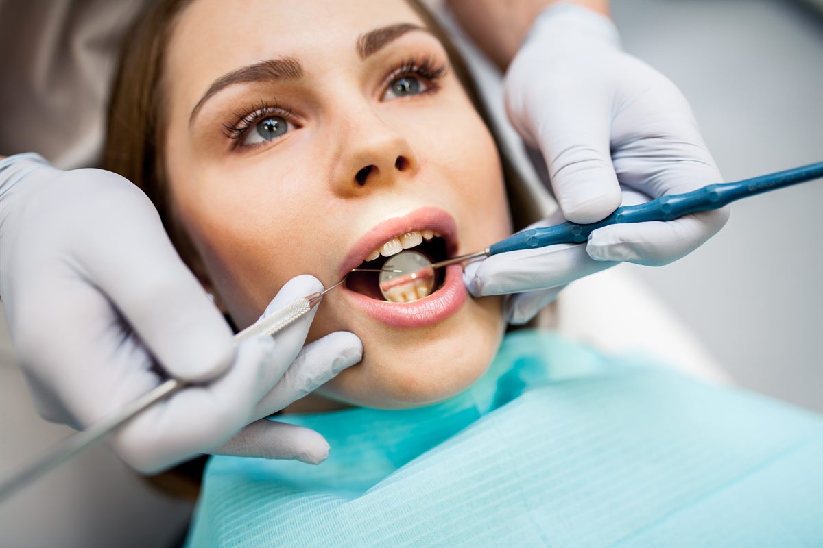 Vyšetření chrupu v ordinaci Dentatum